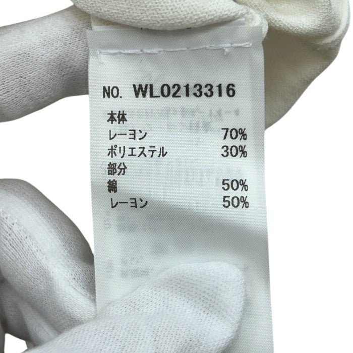 未使用品 Blumarine ブルマリン スワロフスキーボタン カーディガン WL0213316 38 トップス ホワイト レディース おしゃれ 秋 冬 中古 W４