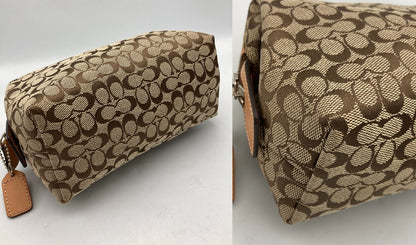 COACH コーチ ミニシグネチャー コスメポーチ 中古 D4