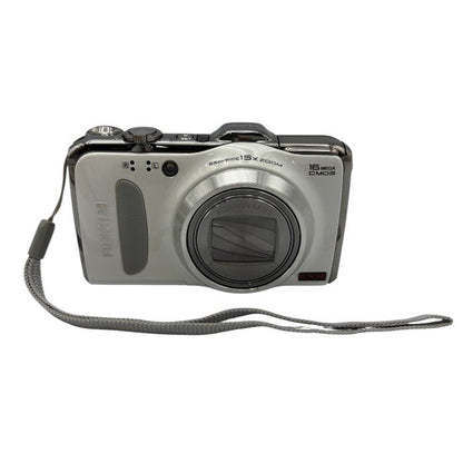 FUJIFILM 富士フィルム デジタルカメラ FinePix F600EXR ホワイト デジカメ コンデジ 撮影 コンパクト カメラ 中古 W４
