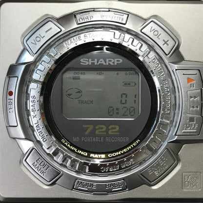 【ジャンク品】 SHARP シャープ ポータブルMDレコーダー シルバー 録再タイプ MDウォークマン MDプレーヤー MD-MS722-S 中古 T1