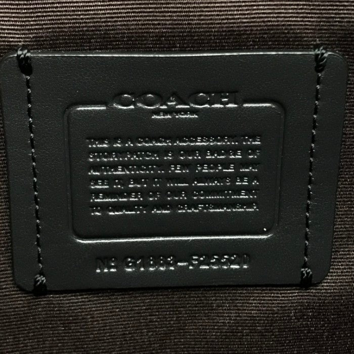 COACH コーチ クラッチバッグ メンズ PVCシグネチャー セカンドバッグ カード収納 ブラック F25520 中古 T1