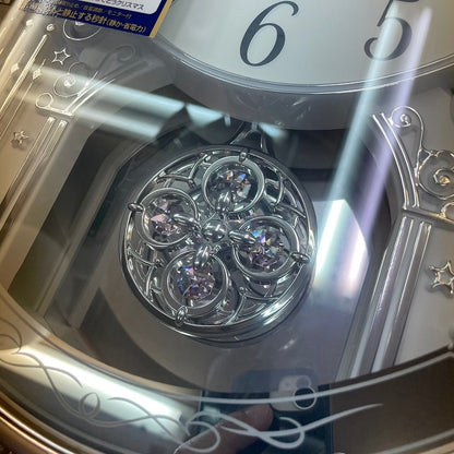 リズム時計工業 Small World  スモールワールドクォーレ 掛時計 プラスチック枠/ピンクメタリック色 4MN516RH13 メロディ付 電波時計 18曲 中古 R4