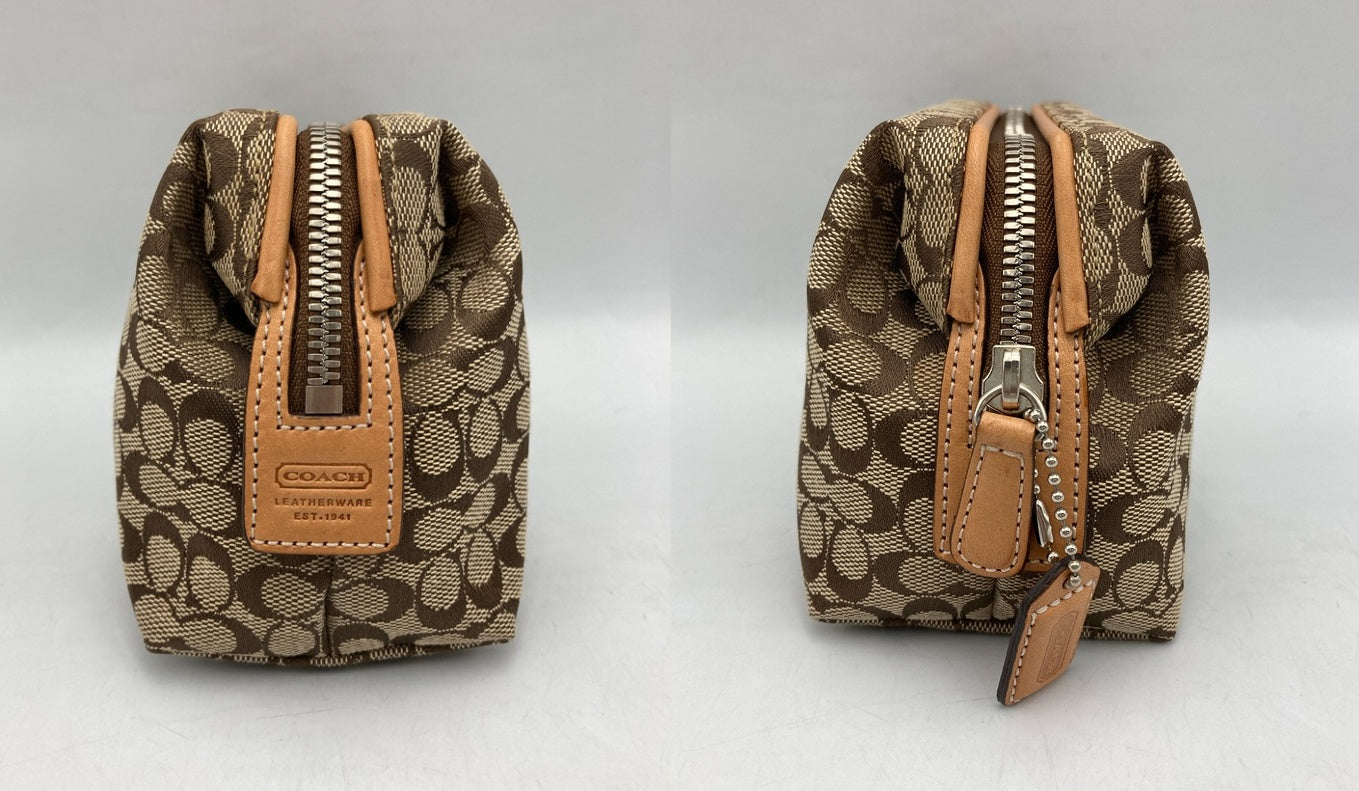 COACH コーチ ミニシグネチャー コスメポーチ 中古 D4