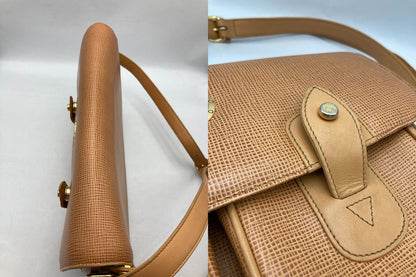 HUNTING WORLD ハンティングワールド レザー ショルダーバッグ 中古 D4