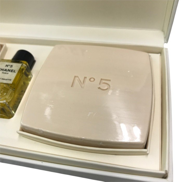 CHANEL シャネル N°5 ロー オードゥ トワレット サヴォン ギフトセット 石鹸 & 香水 セット 中古 Y1