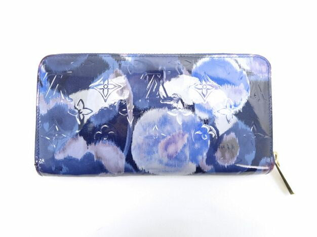 LOUIS VUITTON/ルイヴィトン ヴェルニ ジッピーウォレット イカットフラワー中古  淡いフラワープリントがデザインされたジッピーウォレットです☆