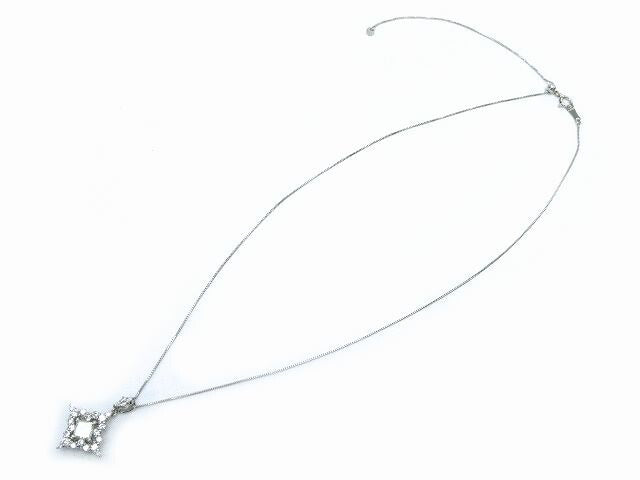 ダイヤ0.407ct+0.46ct Pt900 ネックレス中古  ひし形のトップがシャープで印象的なダイヤネックレスです♪