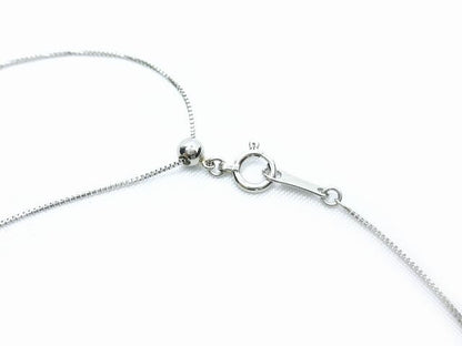 ダイヤ0.407ct+0.46ct Pt900 ネックレス中古  ひし形のトップがシャープで印象的なダイヤネックレスです♪