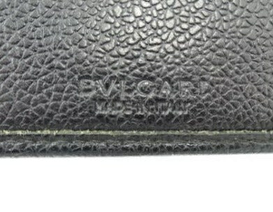 BVLGARI ブルガリ ロゴ ボタン 二つ折り 長財布 中古  メンズ ブランド ブラック 黒 レザー レッド 赤