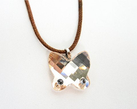SWAROVSKI/スワロフスキー クリスタルバタフライ ネックレス チョーカー中古 蝶のクリスタルペンダントがとってもかわいいです☆