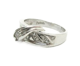 Pt900 ダイヤ0.14+0.11ct デザインリング 中古  プラチナ
