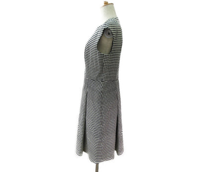 AKRIS/アクリス punto ノースリーブ プリーツ ワンピース 8 中古  水玉 ブラック ホワイト レディース ドット コットン