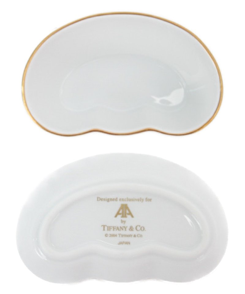 　未使用品　TIFFANY&Co./ティファニー ジュエリーケース 中古 金色の縁が上品なジュエリーケース♪