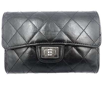 CHANEL シャネル マトラッセ 二つ折り財布 中古  11614821 ブラック 黒 ウォレット ブランド レディース おしゃれ