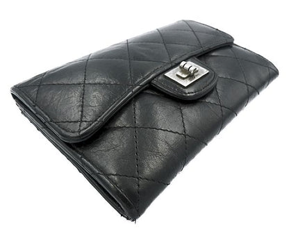 CHANEL シャネル マトラッセ 二つ折り財布 中古  11614821 ブラック 黒 ウォレット ブランド レディース おしゃれ