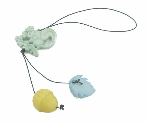 FENDI フェンディ リス ストラップ 中古 アニマル 動物 ブランド かわいい グリーン イエロー ブルー