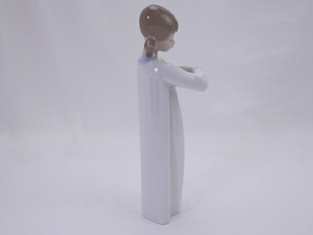 LLADRO ウクレレと少女 フィギュリン 中古  リヤドロ 置物 オブジェクト ブランド インテリア アンティーク