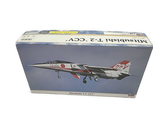 未使用品 プラモデル 1/48 三菱 T-2 'CCV' 特別仕様 中古 Hasegawa Mitsubishi 09692 飛行機 乗り物