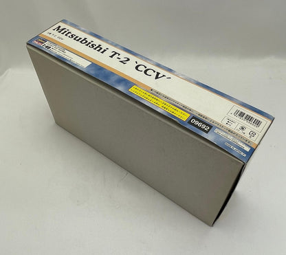未使用品 プラモデル 1/48 三菱 T-2 'CCV' 特別仕様 中古 Hasegawa Mitsubishi 09692 飛行機 乗り物