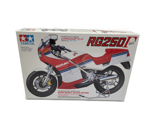 未使用品 TAMIYA スズキ RG250ガンマ プラモデル 中古 タミヤ バイク オートバイ 乗り物 ホビー 1/12 スケール