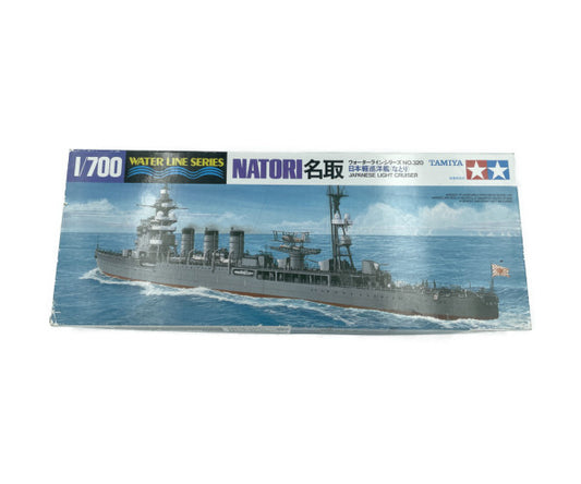 未使用 TAMIYA ウォーターラインシリーズNO.320 日本軽巡洋艦 なとり  中古 箱付 付属品完備 NTORI 1/700 タミヤ プラモデル 模型