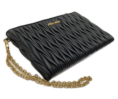 miu miu ミュウミュウ マテラッセ クラッチバッグ 中古  ポーチ ミニ ブラック 黒 レディース ブランド おしゃれ