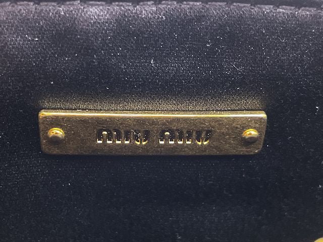 miu miu ミュウミュウ マテラッセ クラッチバッグ 中古  ポーチ ミニ ブラック 黒 レディース ブランド おしゃれ