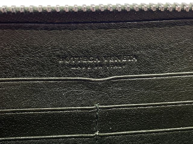 BOTTEGA VENETA ボッテガヴェネタ イントレチャート スタッズ ラウンドファスナー 長財布 中古  S01069201D カーキ メンズ 鋲 ウォレット ブランド おしゃれ