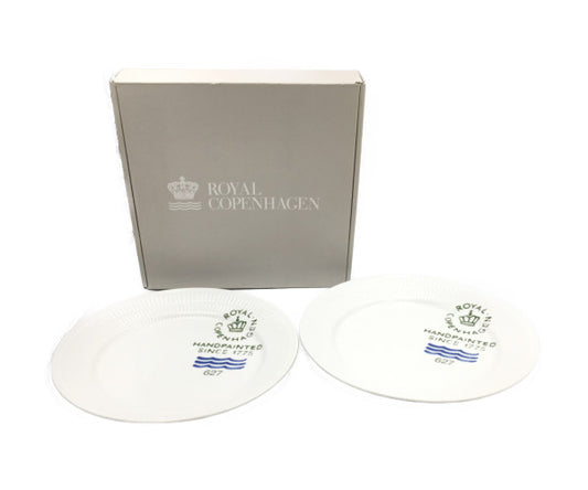 未使用品 Royal Copenhagen ロイヤルコペンハーゲン フルーテッド シグネチャー 27cm ペア プレート 中古  ブランド 洋食器 ホワイト 白 ロゴ シンプル お皿 ディナー