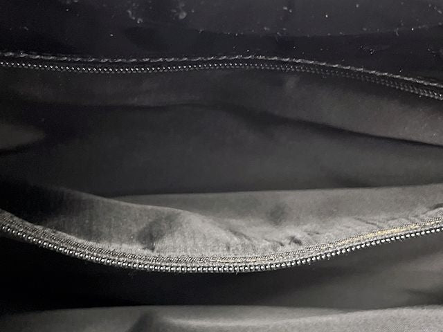 CELINE セリーヌ エナメル トートバッグ 中古  ブラック 黒 大きめ シンプル ブランド レディース 鞄 おしゃれ