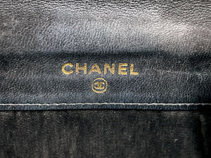 CHANEL シャネル キャビアスキン 二つ折り財布 中古  633335 ブラック 黒 レディース ウォレット ブランド おしゃれ