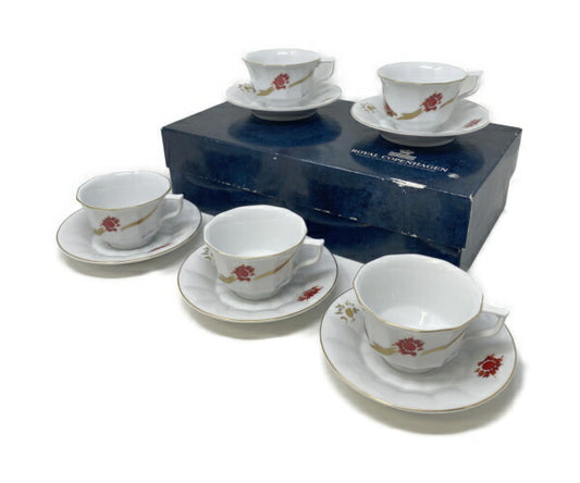 未使用品 Royal Copenhagen 日月天祥富嶽 赤富士 カップ&ソーサー 5客 中古  ロイヤルコペンハーゲン セット 洋食器 ブランド 紅茶 ティー