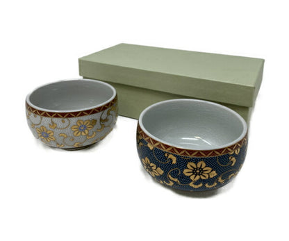 未使用品 九谷焼 金山窯 湯呑 2個 セット 中古  和食器 コップ 花柄 おしゃれ 茶器 ドット 磁器