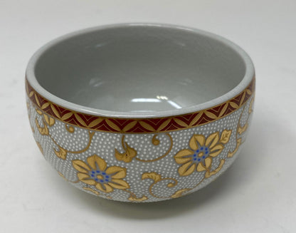 未使用品 九谷焼 金山窯 湯呑 2個 セット 中古  和食器 コップ 花柄 おしゃれ 茶器 ドット 磁器