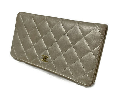 CHANEL マトラッセ カンボンライン 二つ折り 長財布 中古  シャネル A31509 ココマーク レザー 本革 ブランド おしゃれ