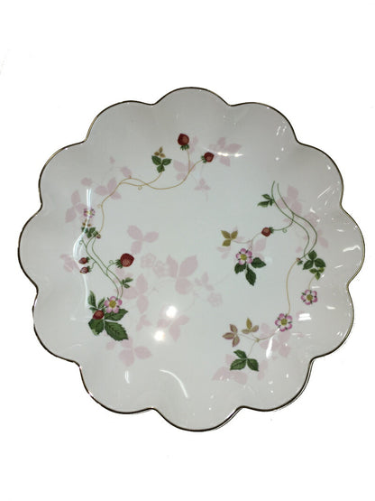 Wedgwood ワイルドストロベリー ペタルトレイ 中古  ウェッジウッド 洋食器 皿 トレー 陶器 苺