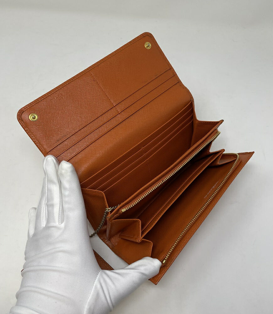 PRADA サフィアーノ 二つ折り 長財布 パスケース付 中古  プラダ 定期入れ 小銭入れ 収納 ブランド ホック レディース