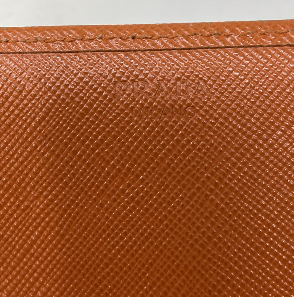 PRADA サフィアーノ 二つ折り 長財布 パスケース付 中古  プラダ 定期入れ 小銭入れ 収納 ブランド ホック レディース