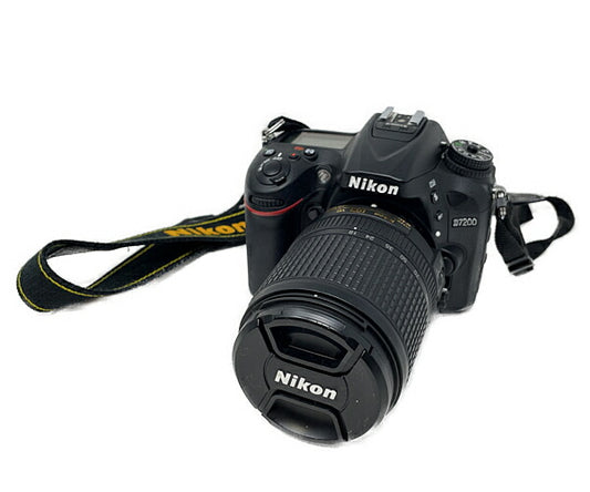 NIKON ニコン D7200 18-140mm VR LK レンズキット デジタル 一眼レフ カメラ 中古  2416万画素 撮影 写真 初心者 軽量 デジカメ