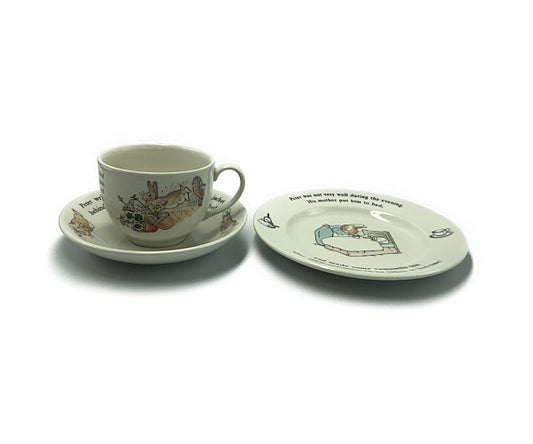 Wedgwood ウェッジウッド ピーター ラビット カップ＆ソーサー、プレート ペアセット 中古  ティーカップ 洋食器 ブランド コーヒー 紅茶 おしゃれ かわいい