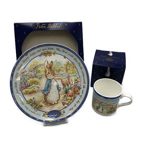 未使用品 Wedgwood ピーターラビット ミレニアムコレクション 2000 イヤー プレート＆マグカップ セット 中古  ウェッジウッド 洋食器 お皿 コップ ブランド かわいい ブルー