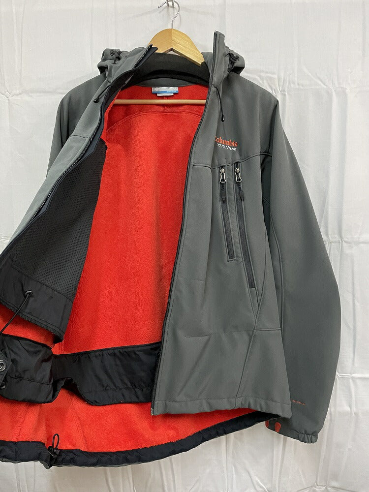 Columbia マウンテンパーカー PM2574 LL 中古  コロンビア フード 裏起毛 冬 春 秋 ジップアップ アウター