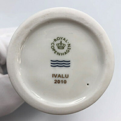 Royal Copenhagen イヤー フィギュリン 2010 ガール IVALU 中古  ロイヤルコペンハーゲン 女の子 2010年 置き物 置物 インテリア