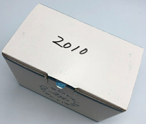 Royal Copenhagen イヤー フィギュリン 2010 ガール IVALU 中古  ロイヤルコペンハーゲン 女の子 2010年 置き物 置物 インテリア
