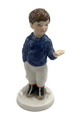 Royal Copenhagen イヤーフィギュリン 2010 ボーイ MALIK 中古  ロイヤルコペンハーゲン 男の子 2010年 置物 置き物 少年