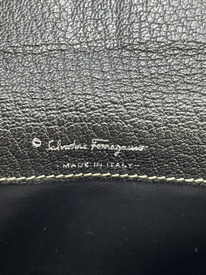 Salvatore Ferragamo レザー Wホック 財布 中古  サルバトーレ フェラガモ 本革 コンパクト ミニ パスケース