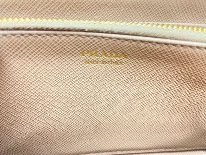PRADA プラダ サフィアーノ ラウンドファスナー 長財布 中古 1