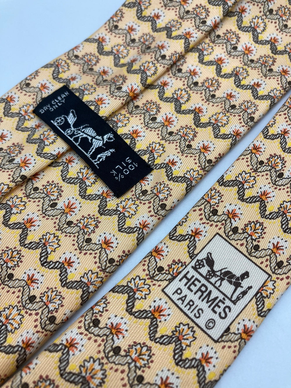 HERMES エルメス 花柄 シルクネクタイ 中古 4