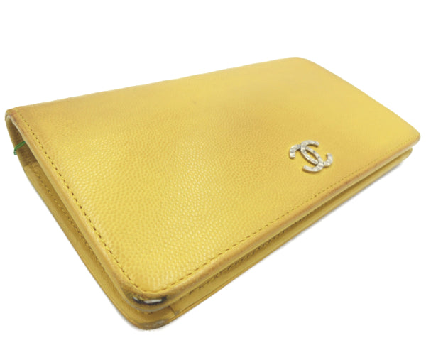 CHANEL シャネル キャビアスキン セブルガ 二つ折り長財布 中古 1