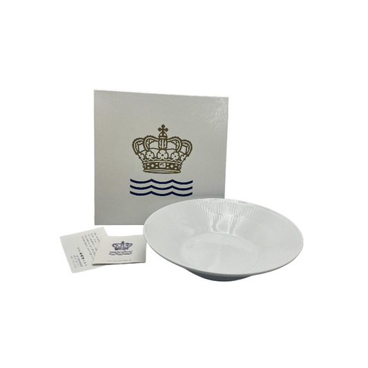 未使用品 ROYAL COPENHAGEN ロイヤルコペンハーゲン ホワイトフルーテッド ボウル 皿 洋食器 プレート 白 中古 W４